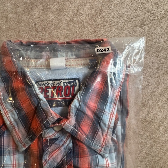 Petrol Industries Short Sleeve Button Up Shirt • size medium • Plaid - Picture 8 of 8